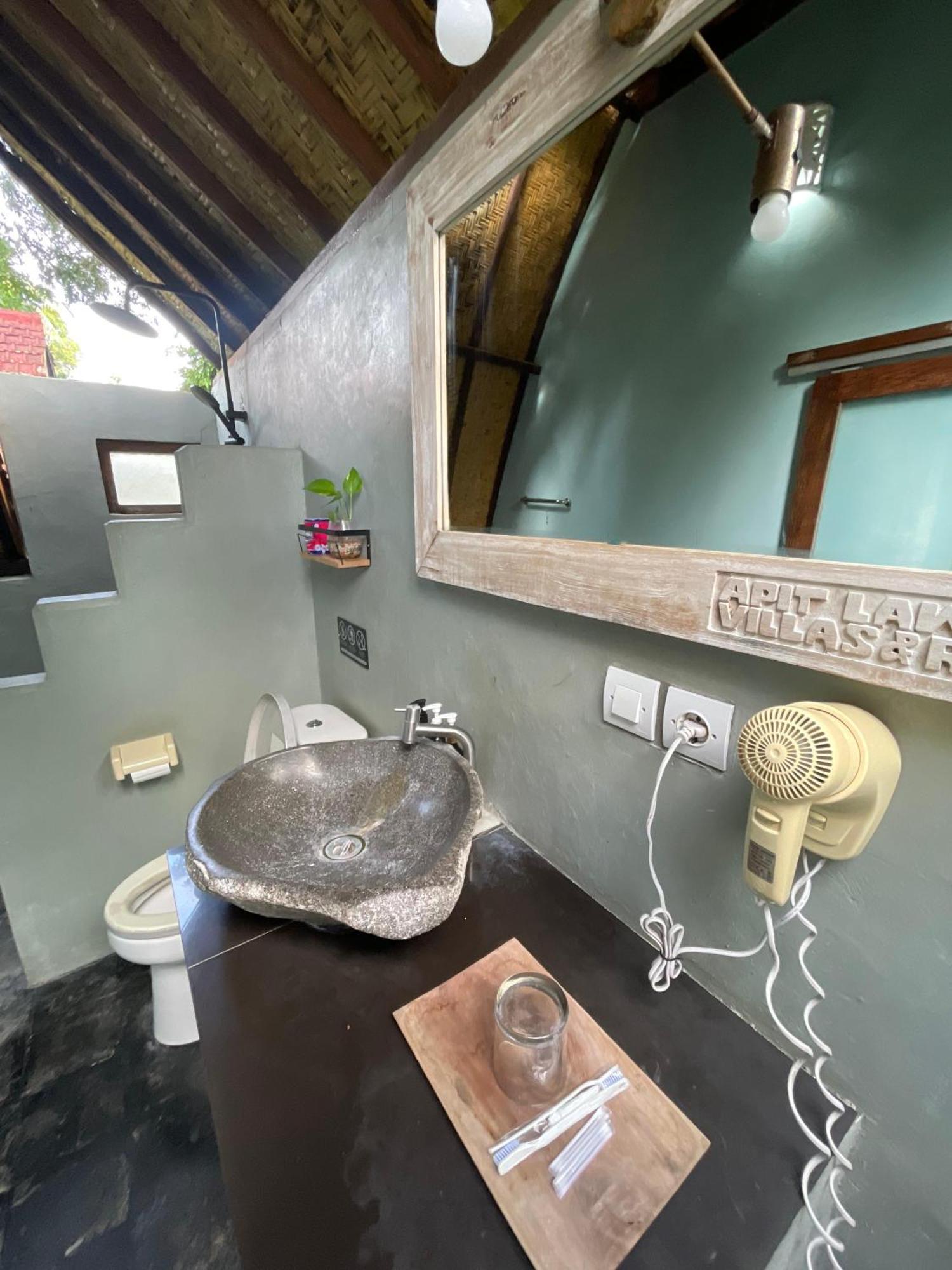 Apit Lawang Villas & Resto Batununggul Dış mekan fotoğraf